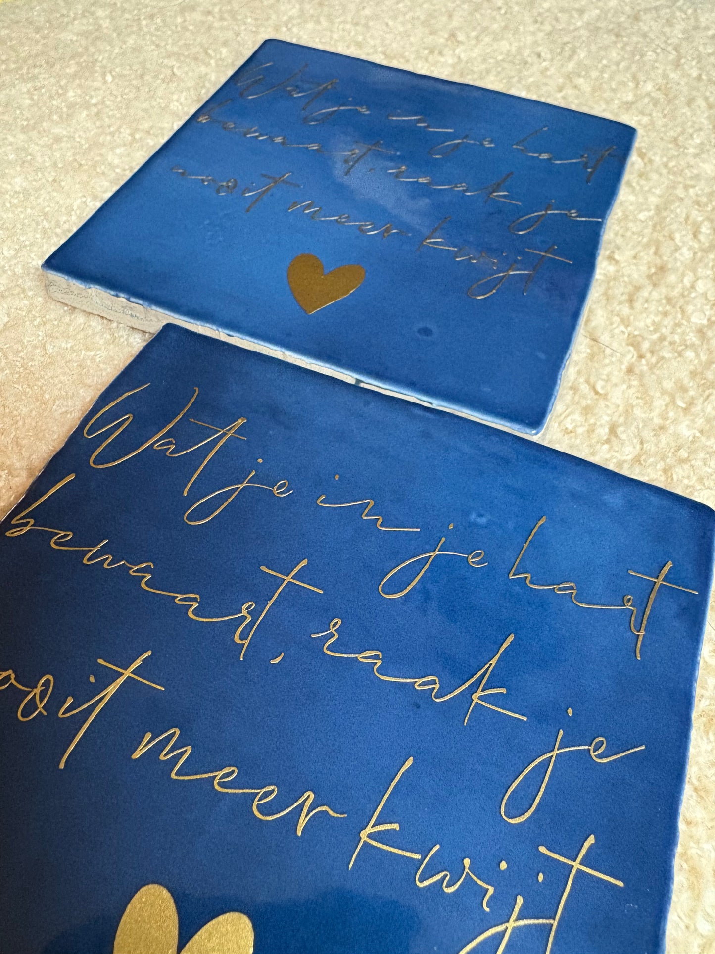 Tegeltje met handschrift
