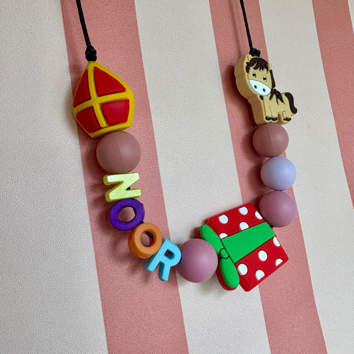 Sint Ketting Roze